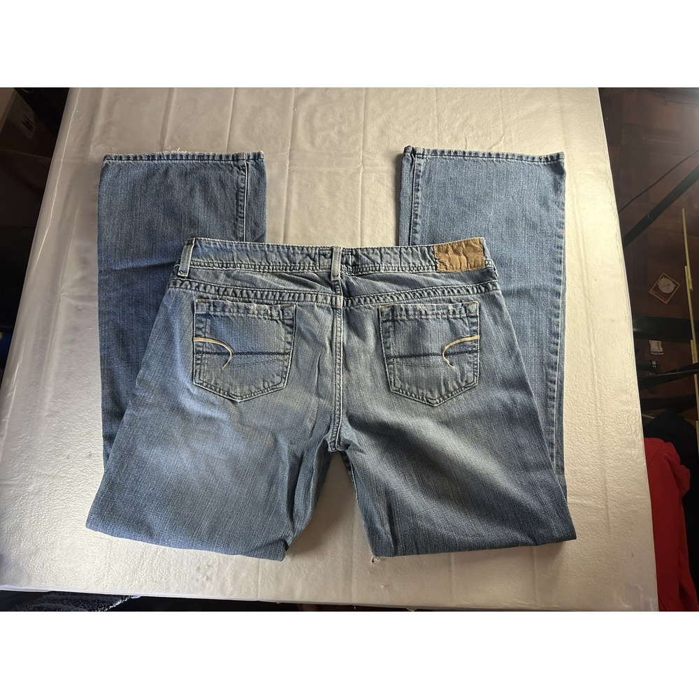 American Eagle Womens 16 Long Bootcut Jeans Blue‎ Denim Light Wash Distressed